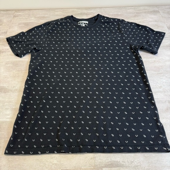 True Religion Shirt Mens Medium Black All Over Print Horseshoe TR Logo - Picture 1 of 6